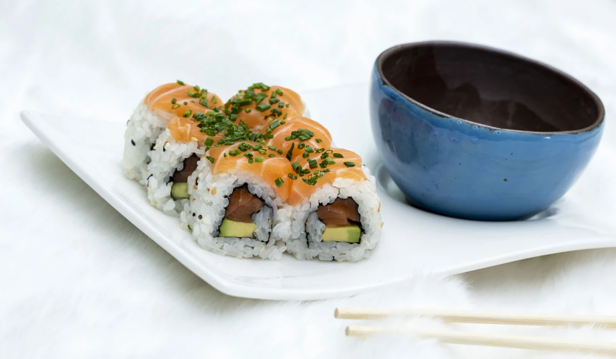 Les sushis font-ils grossir ? Décryptage des mythes et réalités