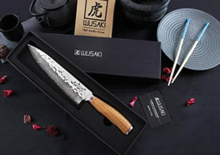 couteau japonais ustensiles indispensables